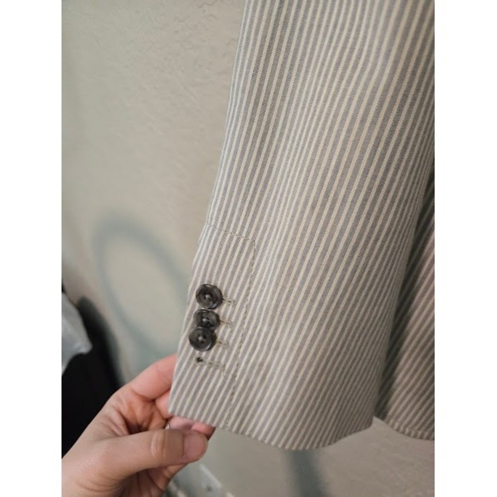 Armani Exchange Light Grey Striped Suit Jacket - Picture 4 of 8